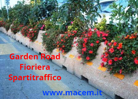 Fioriera spartitraffico Garden Road con fiori