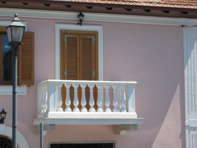 balaustra in cemento bianco