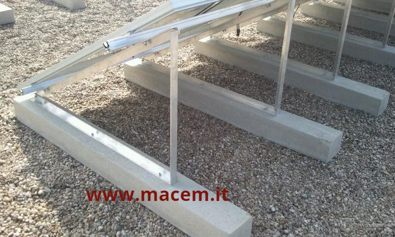 dettagli in pietra impianto fotovoltaico