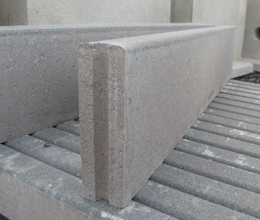 Dissuasore di sosta in cemento 5