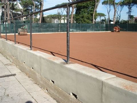 Campo da tennis prefabbricato