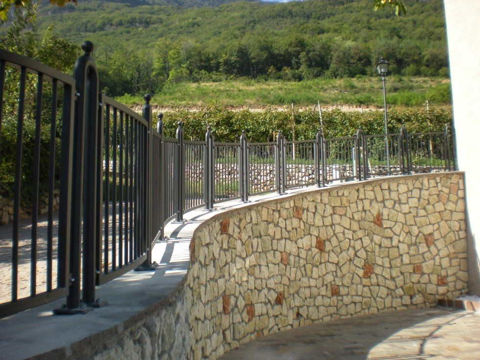 recinzione esterna in acciaio