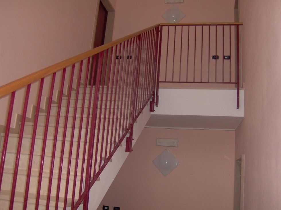 ringhiera per scale condominiali