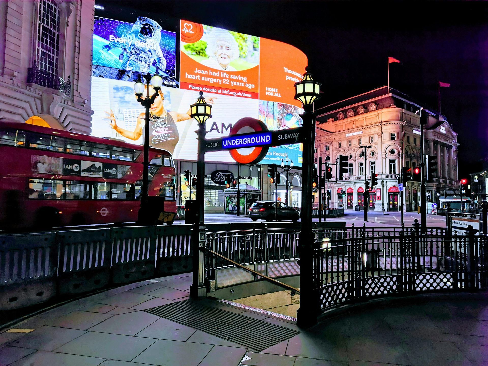 Piccadilly Circus