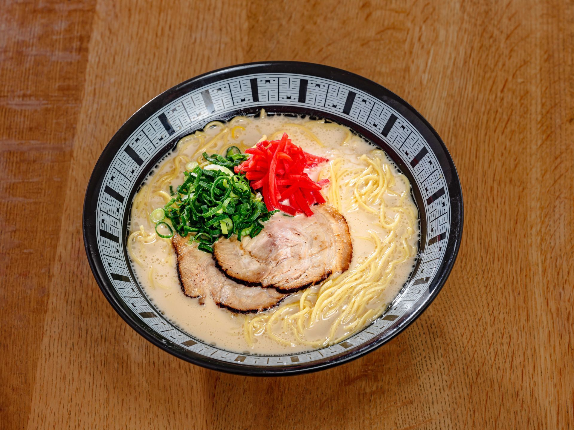 CAMADO RAMEN TAVERN TONKOTSU RAMEN