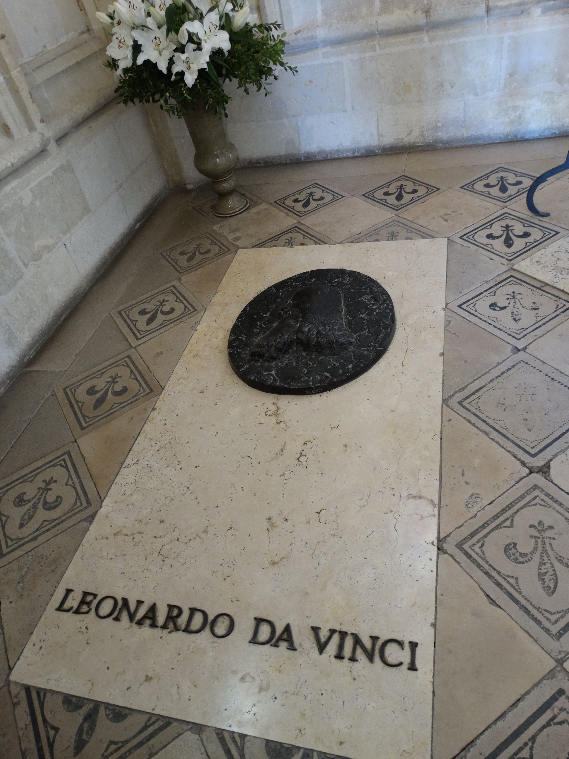 Leonardo da Vinci's tomb at chateau Amboise