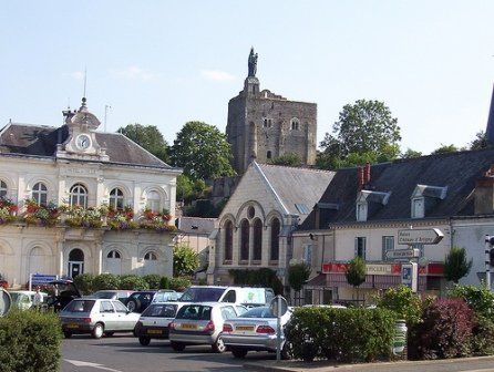 the town square at Montbazon with the dungeon in the background