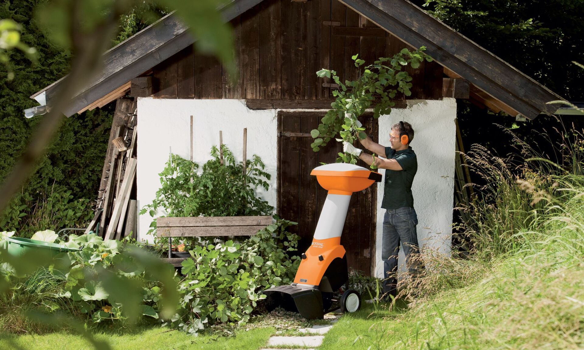 Chopper Instrument Gardener Using Shredder Portable Wood Chipper — The Saw Spot In Kyogle NSW