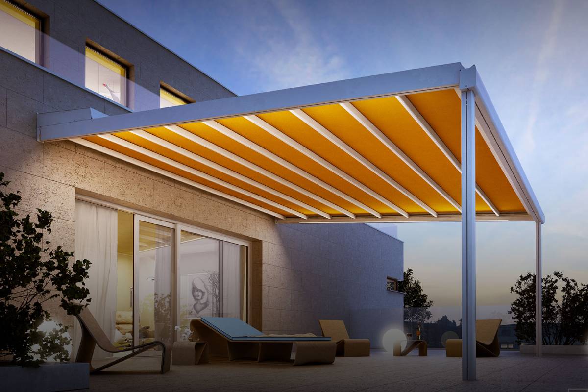 Home with retractable awning in Normandy Park, WA