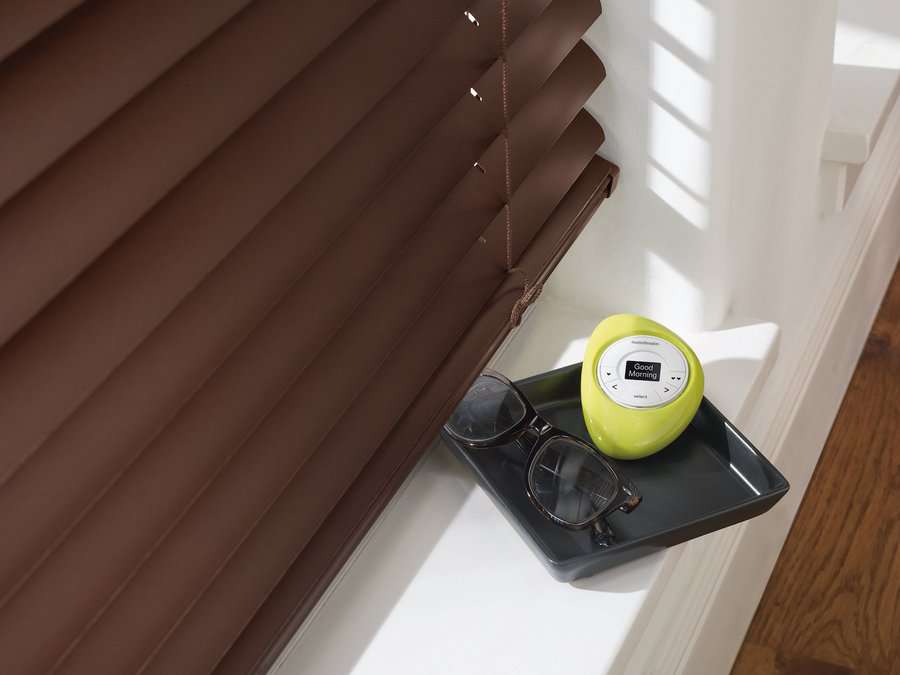Hunter Douglas PowerView motorized blinds and its remote control