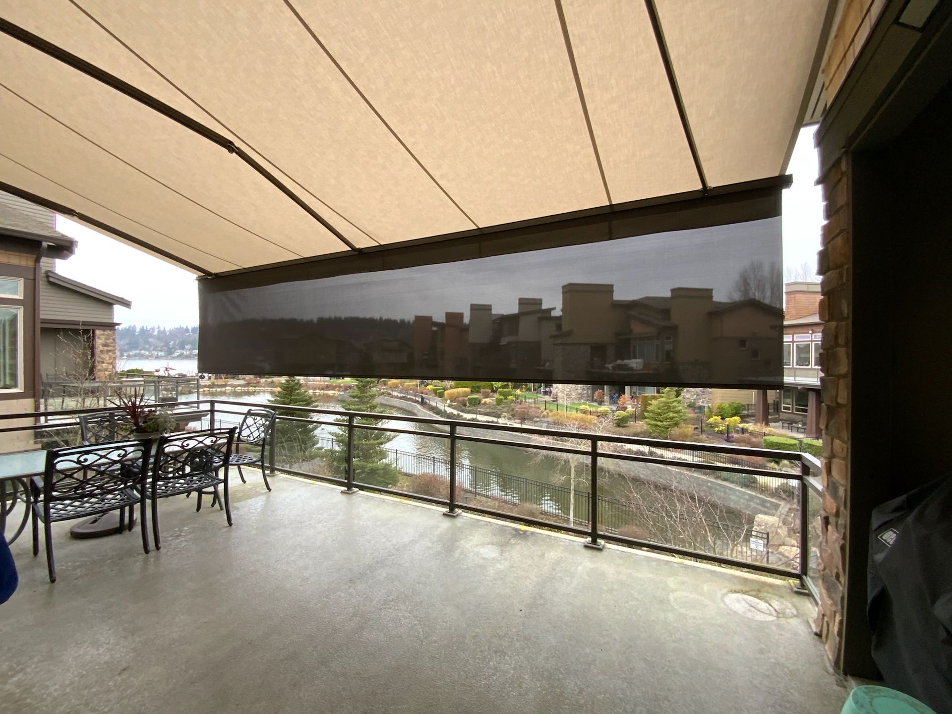 Insolroll, Oasis Patio Shades, outdoor roller shades, sun shades for outdoors near Kent, Washington (WA)