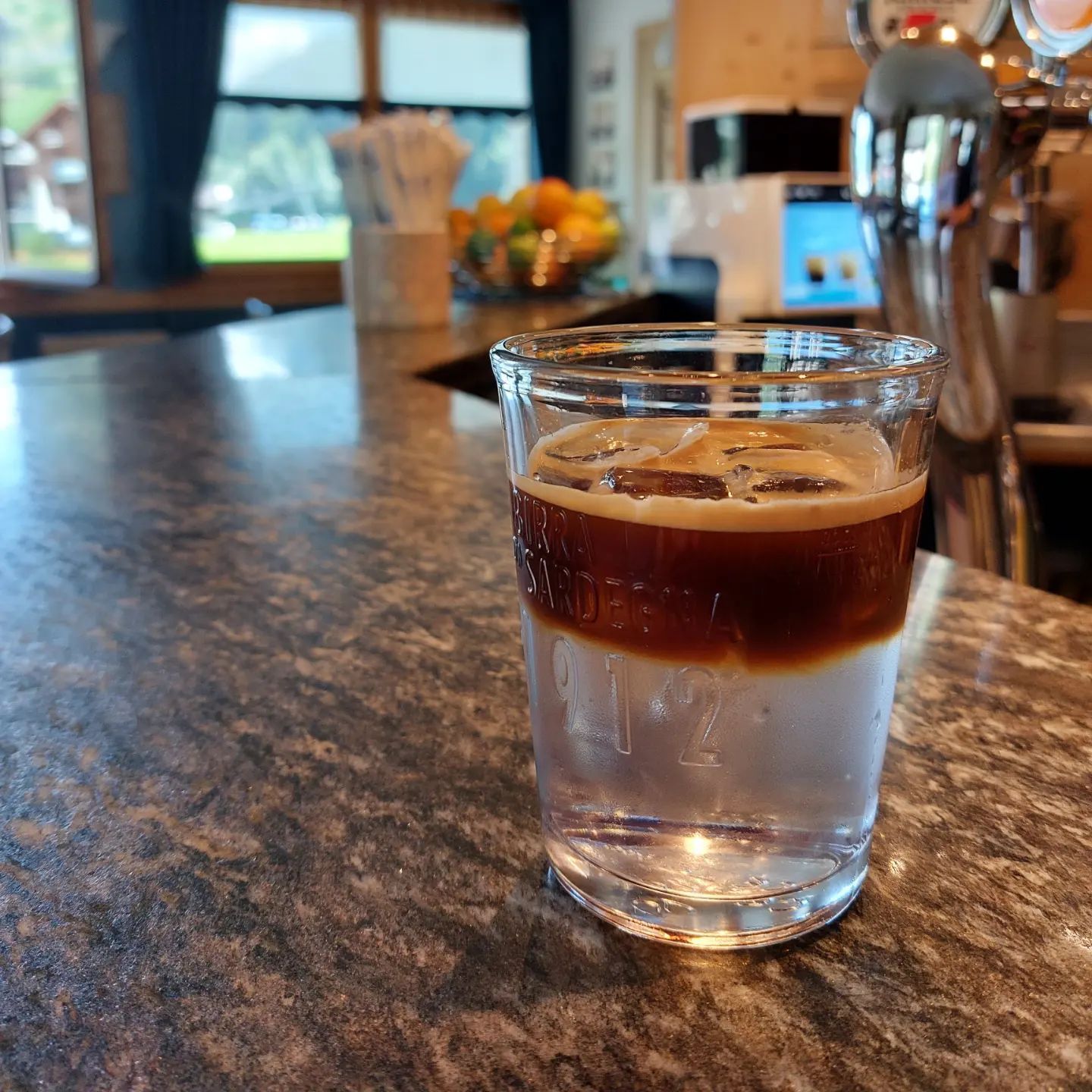 Caffè corretto bar alta valle