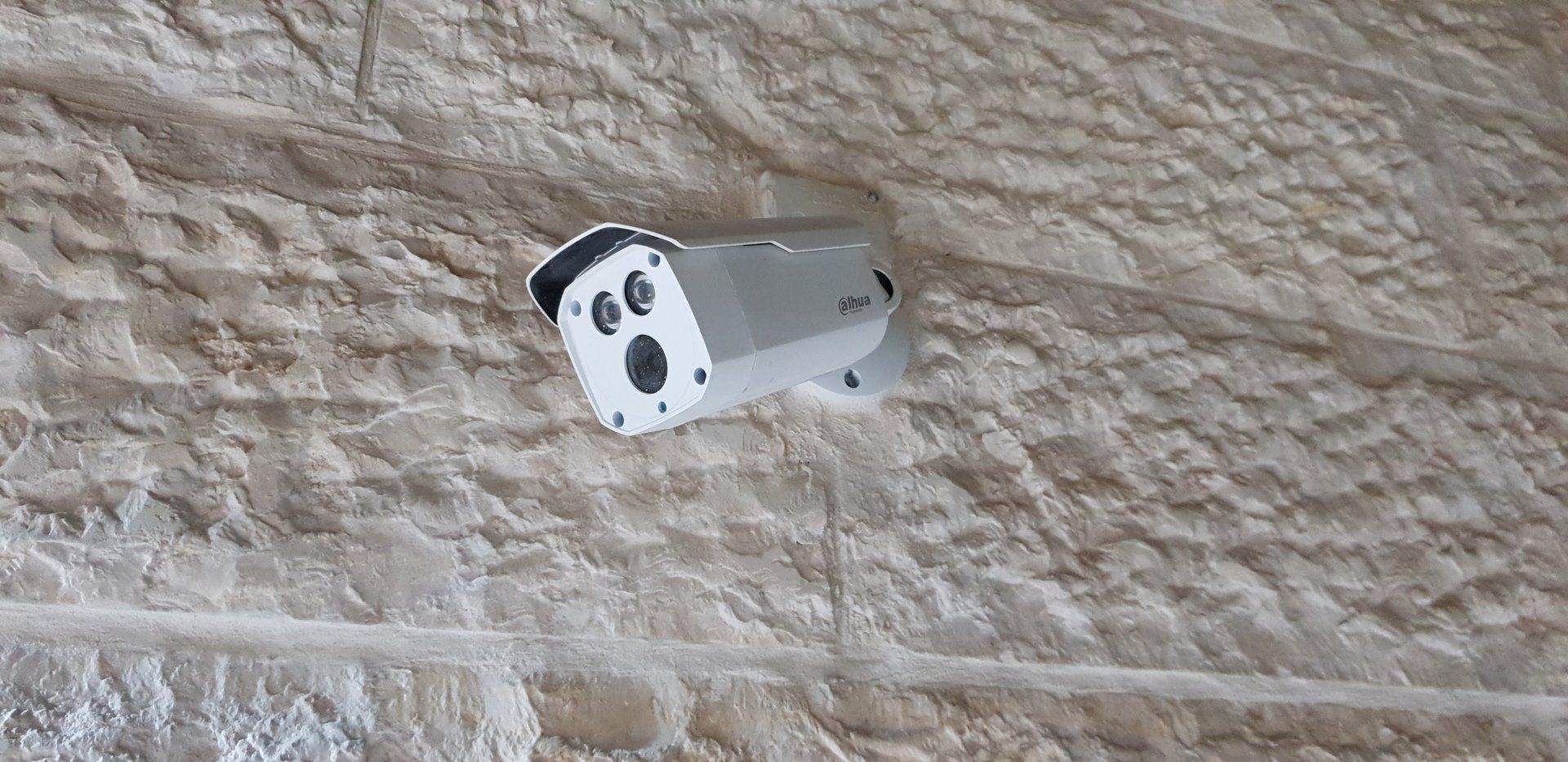 התקנת מצלמות אבטחה