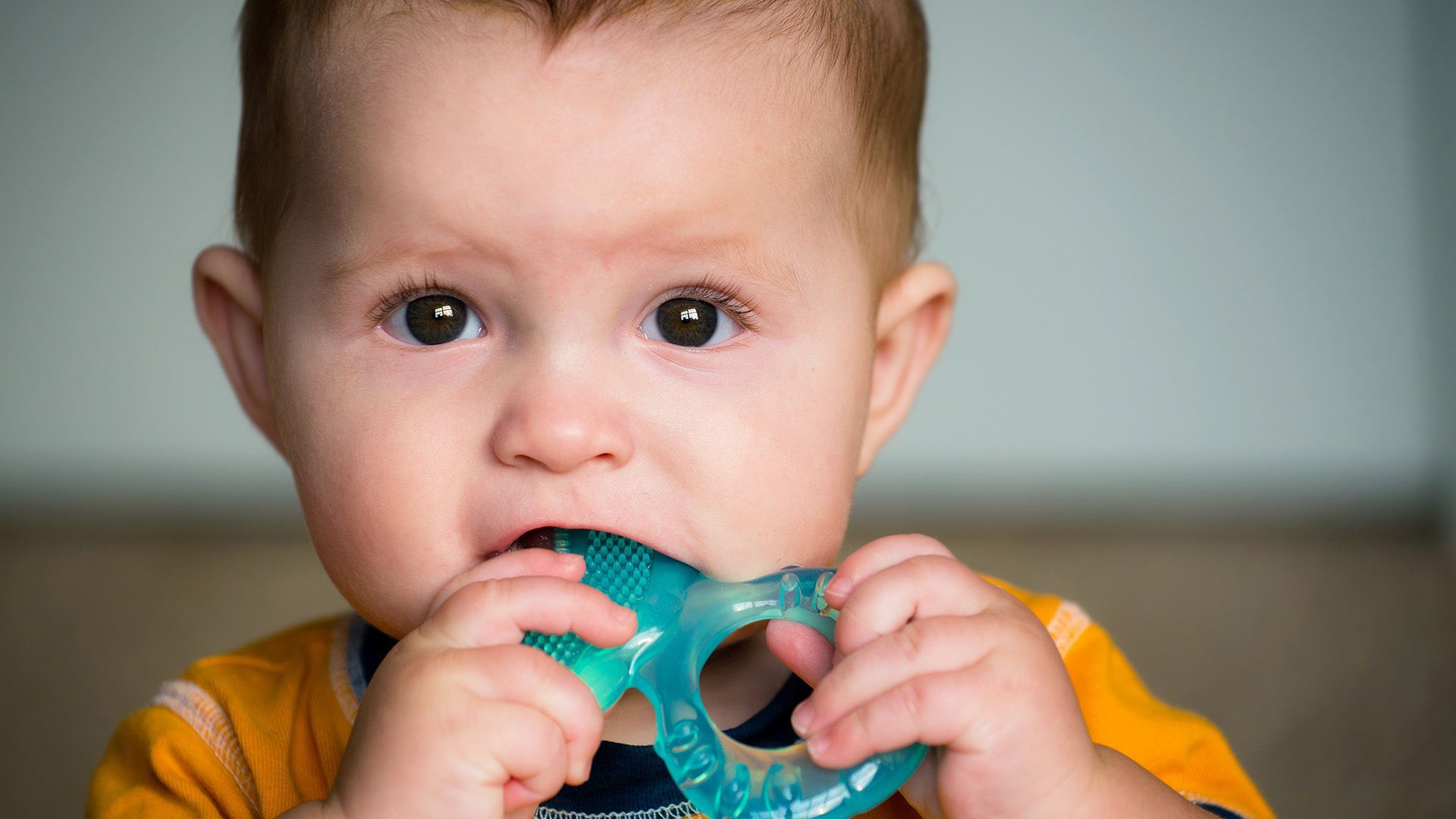 Teething Symptoms and Relief Tips for Babies