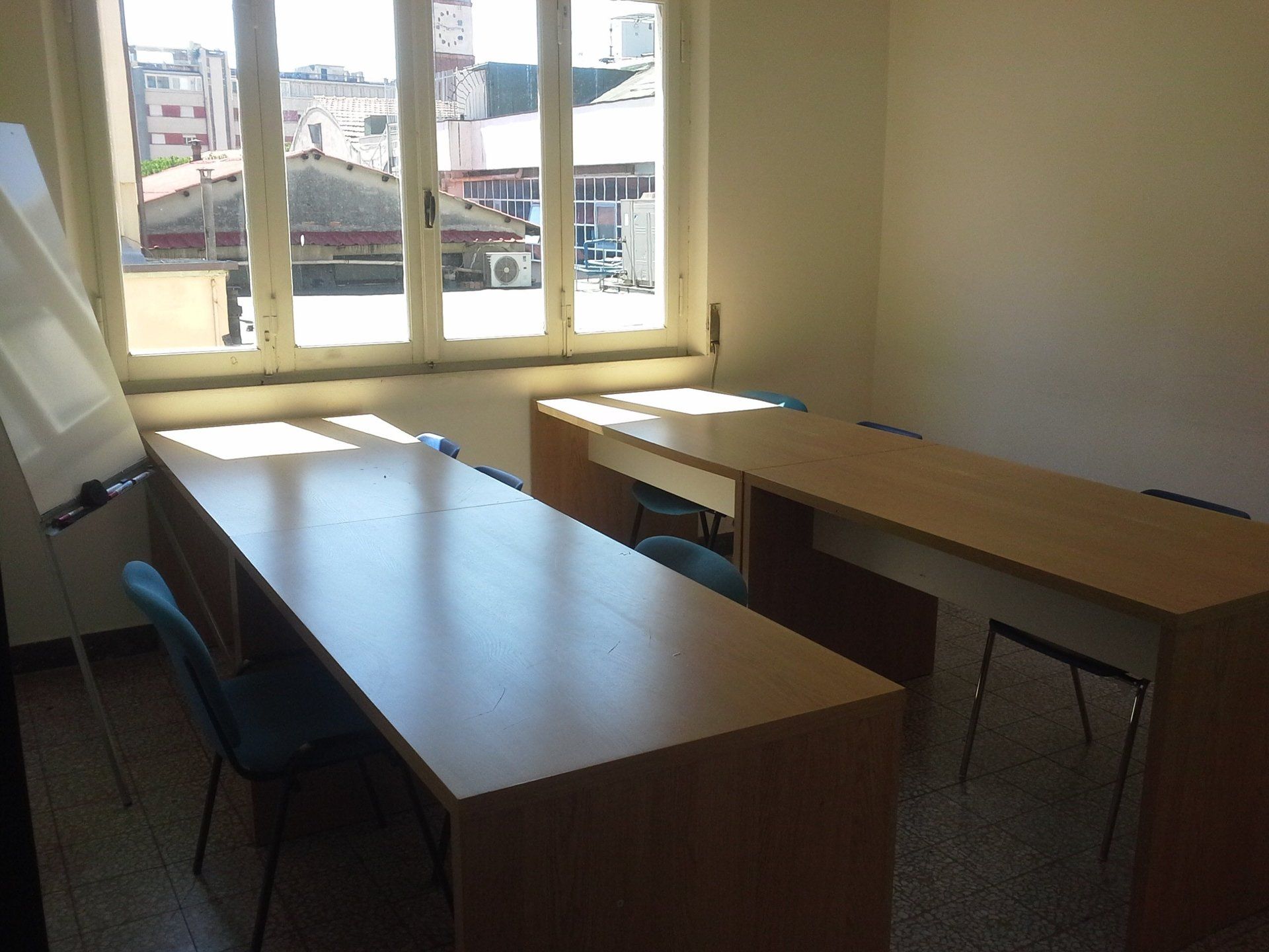 aula dell' Istituto L. Visconti a Massa