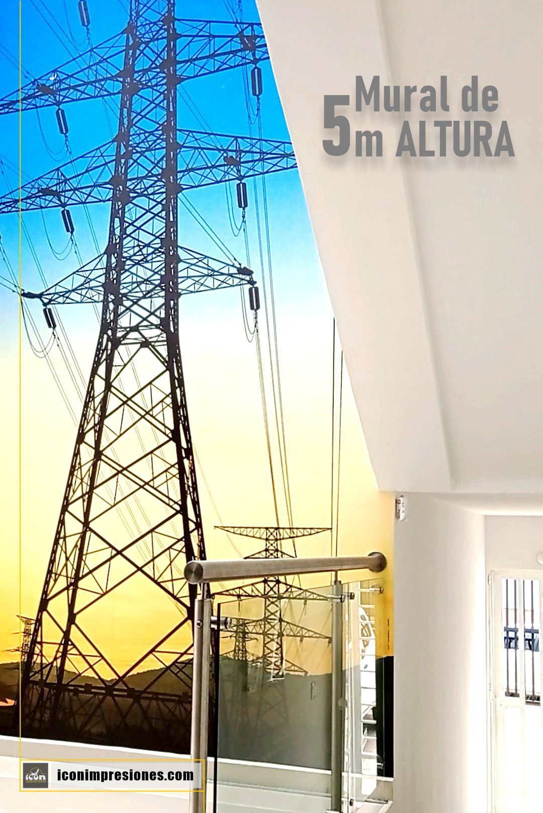 Mural para pared, decoración de oficina con fotografía de torre de alta tensión y al fondo un cielo de atardecer