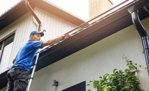 Eavestrough Cleaning | Calgary Trusted Cleaners | Calgary, AB