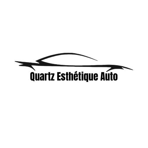 Un logo noir et blanc pour un concessionnaire automobile appelé quartz esthétique auto.