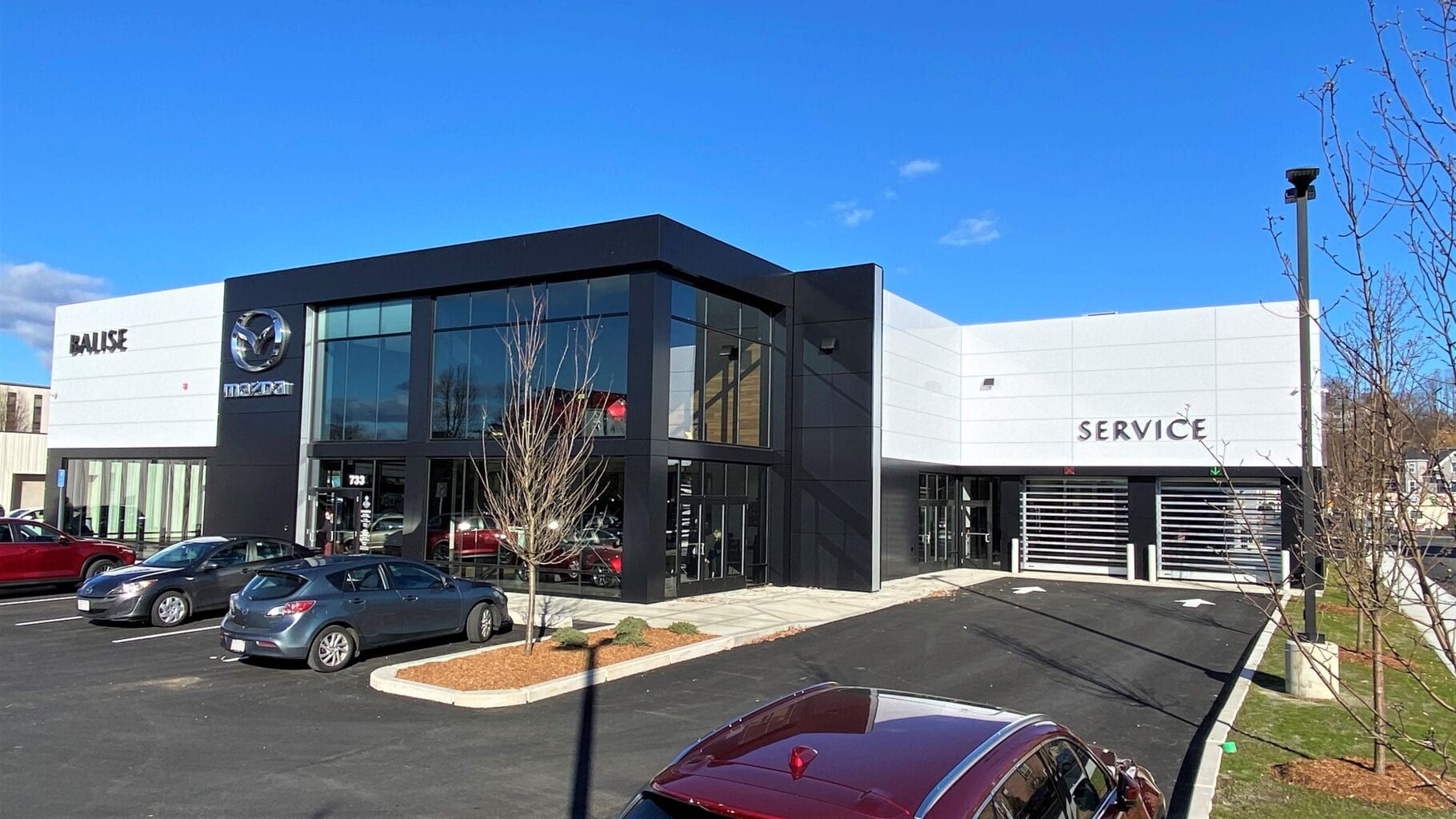 Balise+Mazda of Springfield Exterior Building
