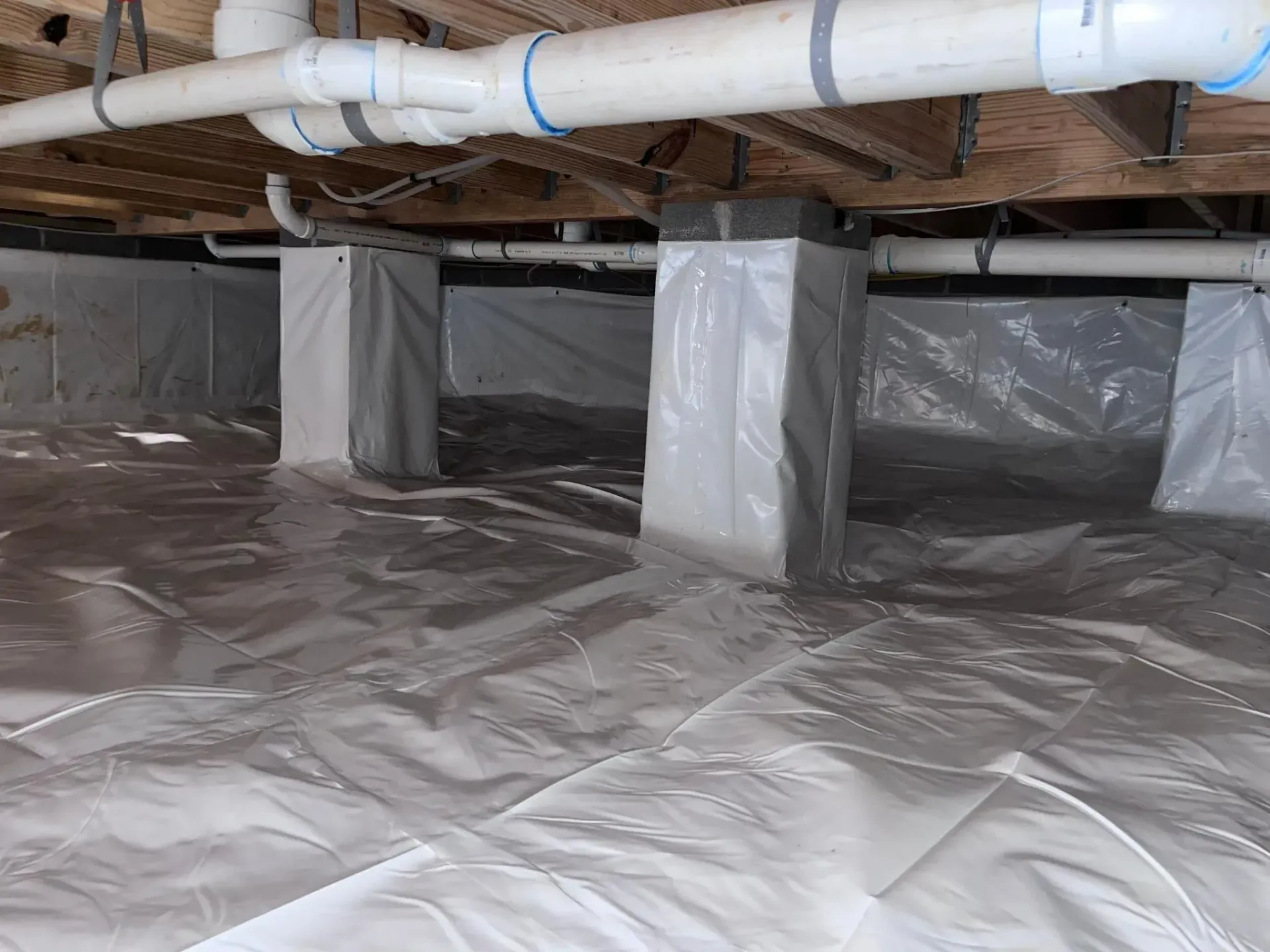 Crawl space waterproofing in the Glen Cross subdivision of Trussville, AL 35173 Basement Waterproofing System  done by H2O Waterproofing