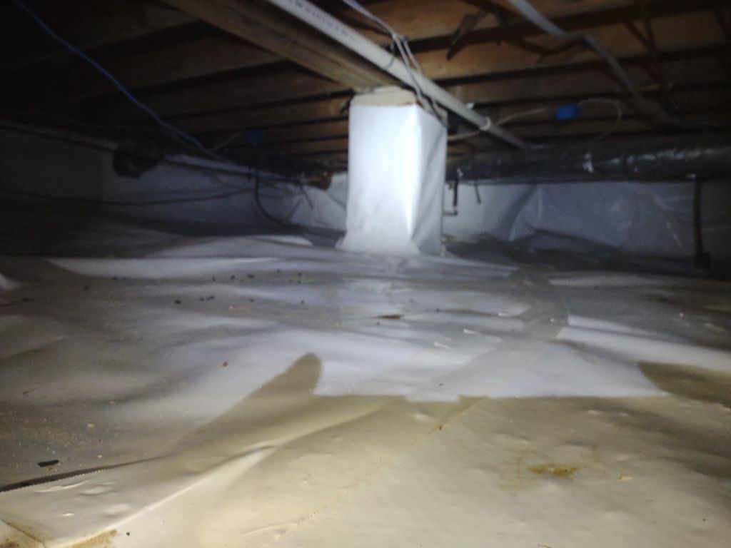 This crawl space and basement in Vestavia Hills, AL had crawl space waterproofing done by H2O Waterproofing