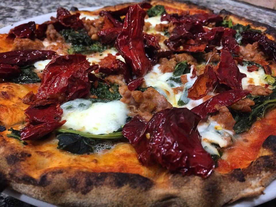 pizza con il radicchio