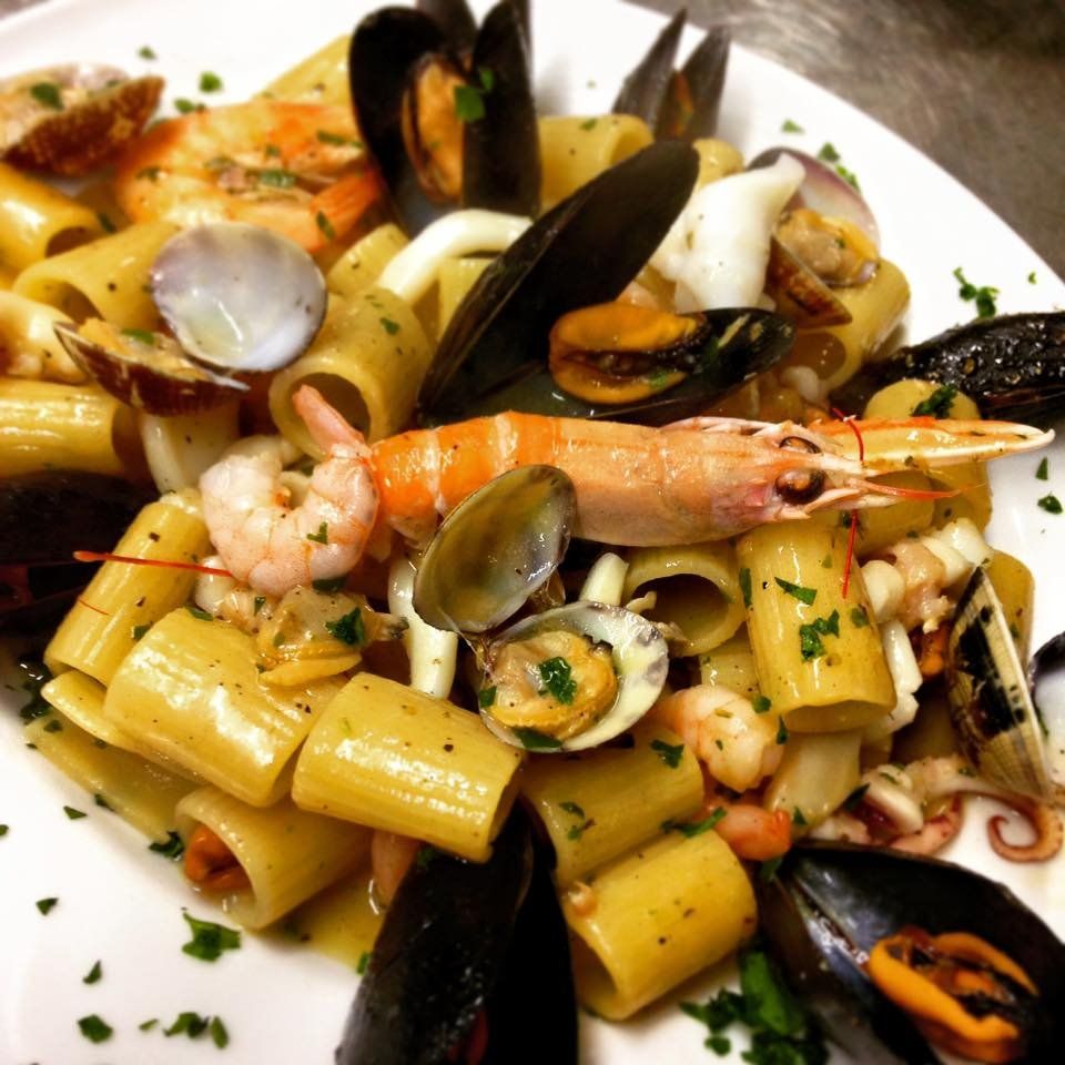 mezzi paccheri con le cozze