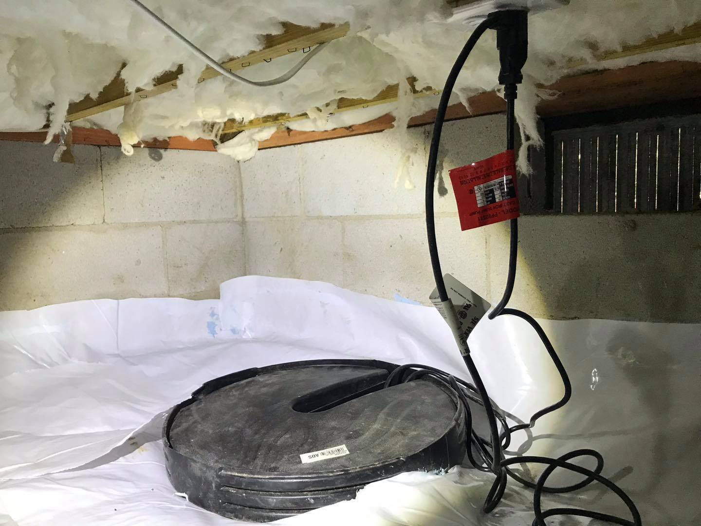 sump-pump-in-crawl-space