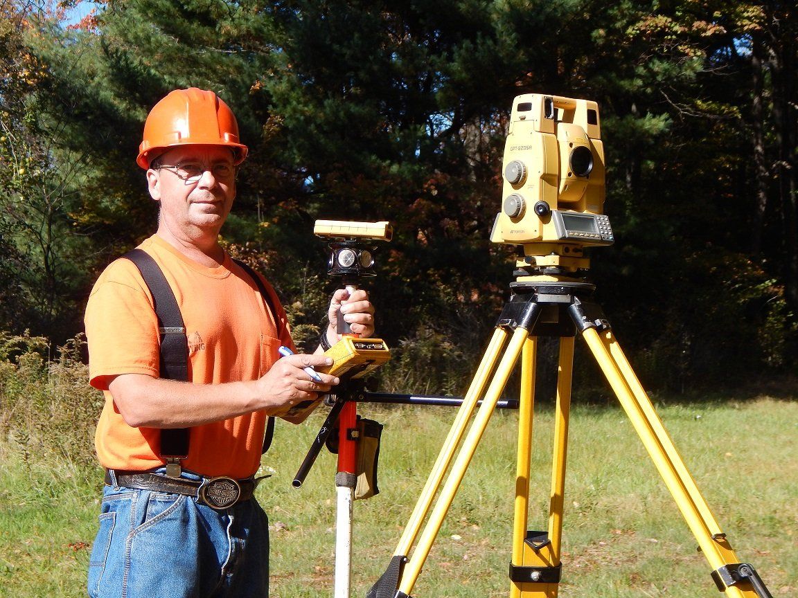 Electronic Measuring - Cox Surveying in Lewis Run, PA.