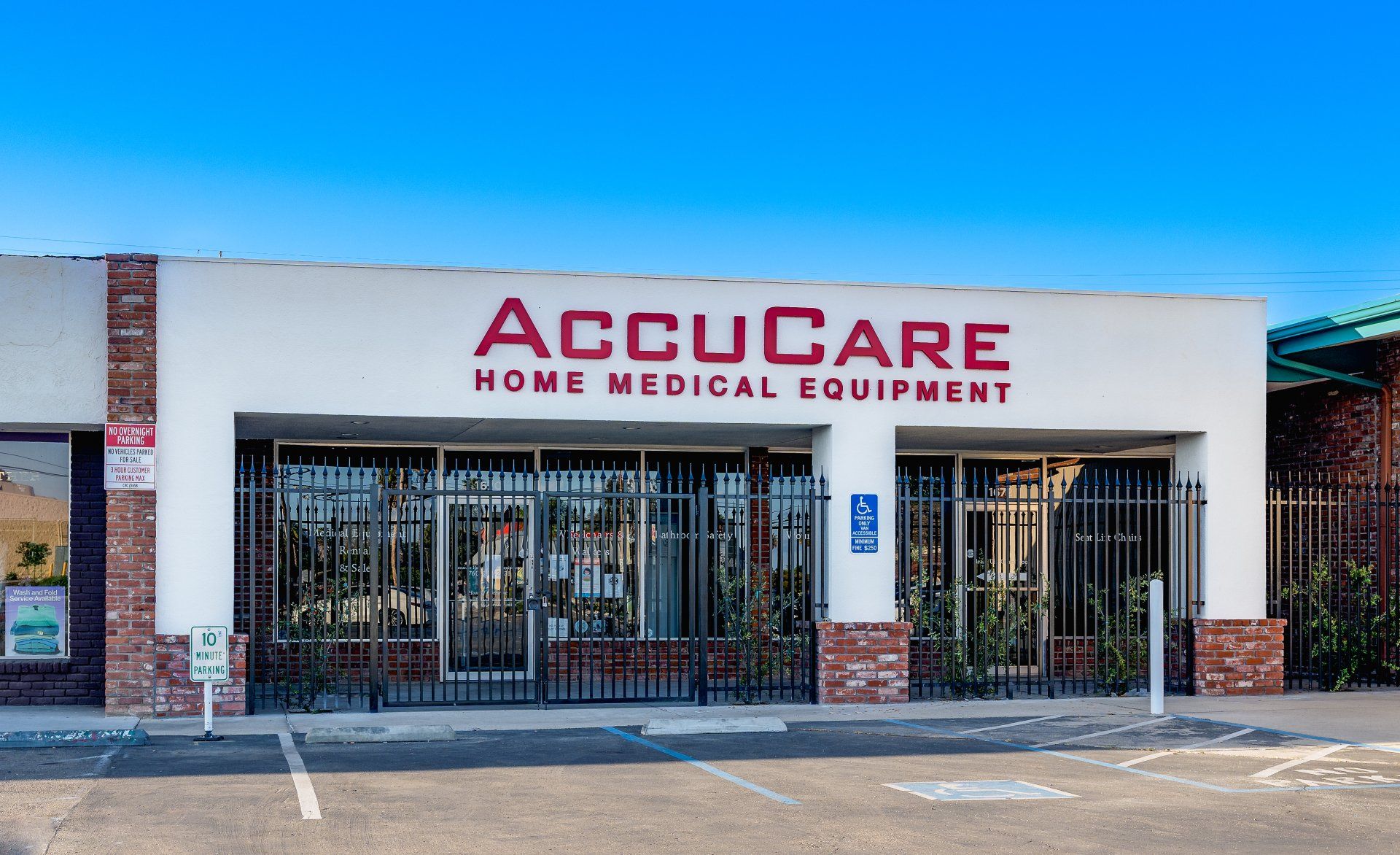 1670 E. Valley Parkway