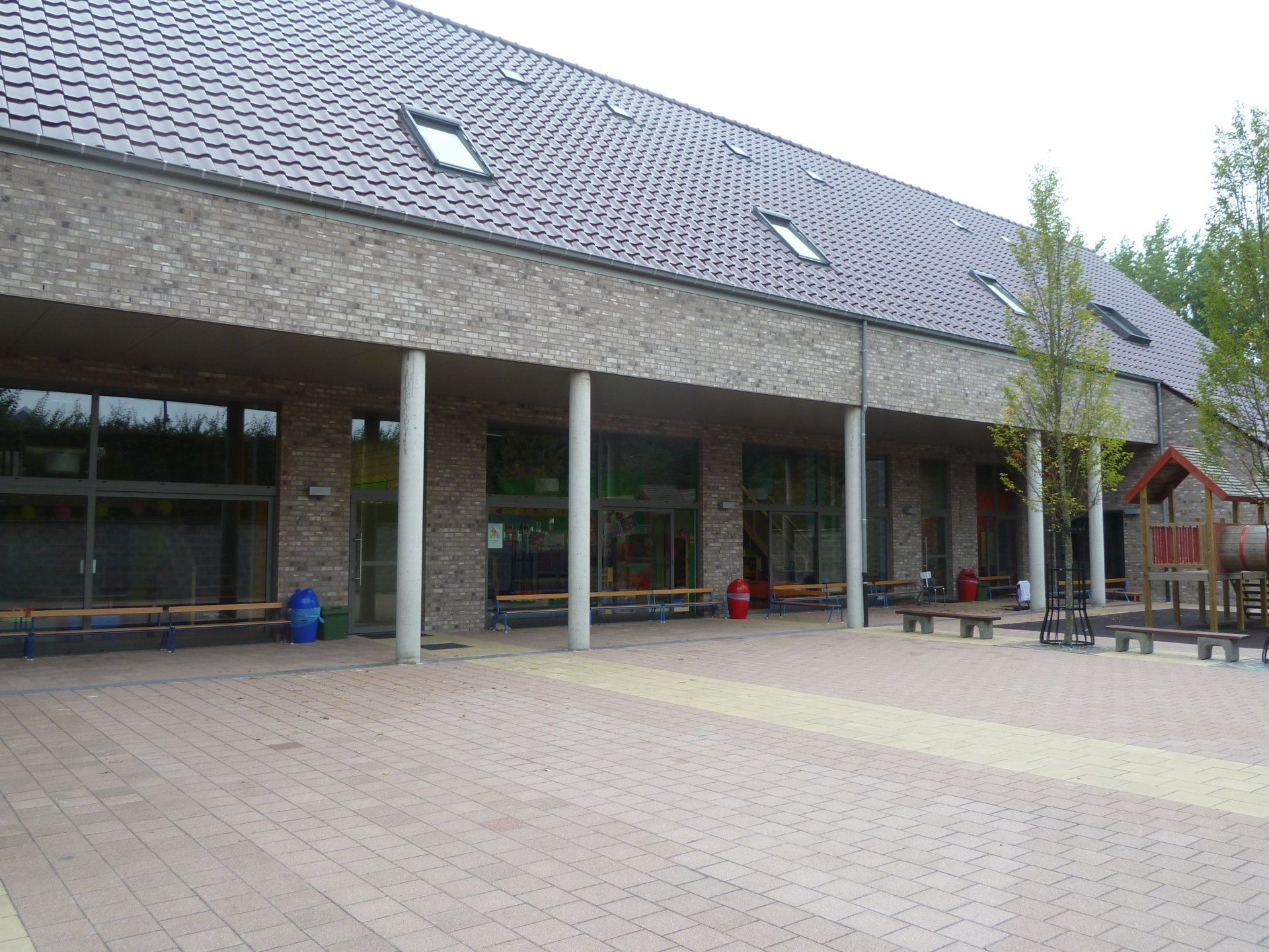 Verbouwing school Stokpaardje in Scherpenheuvel-Zichem - Speelplaats -  Architectengroep Janssens