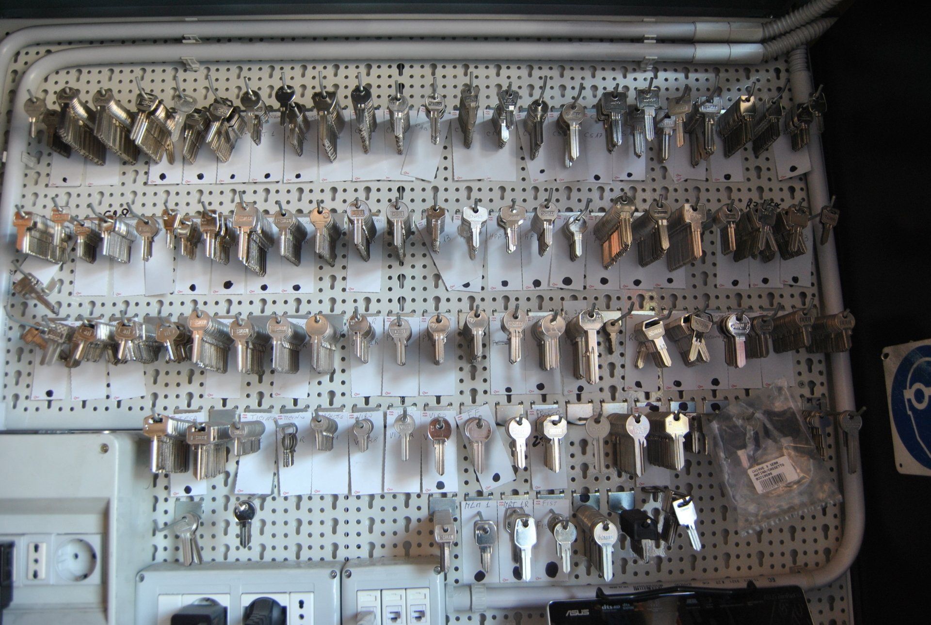 centro duplicazioni chiavi