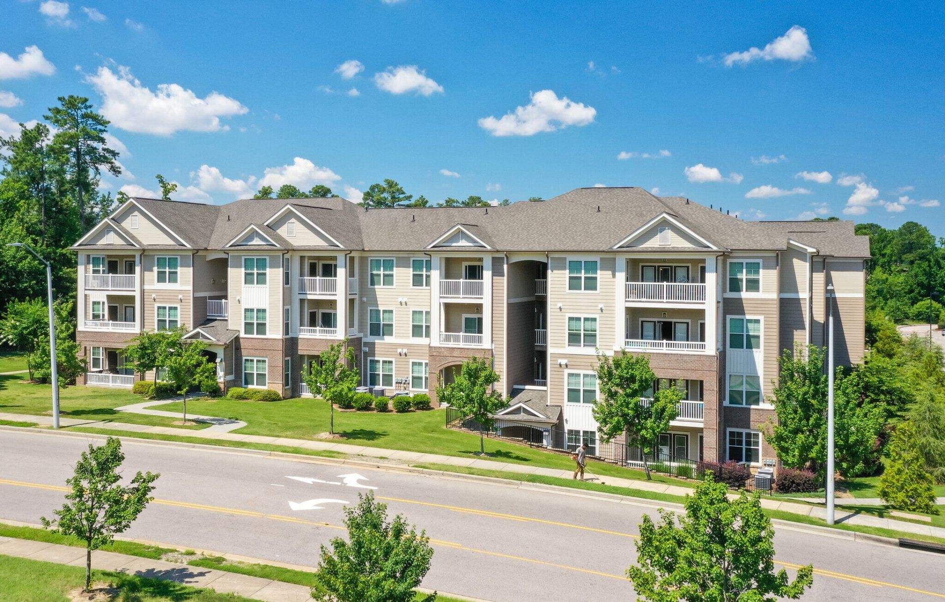 Apartment Exterior | Sterling Town Center
