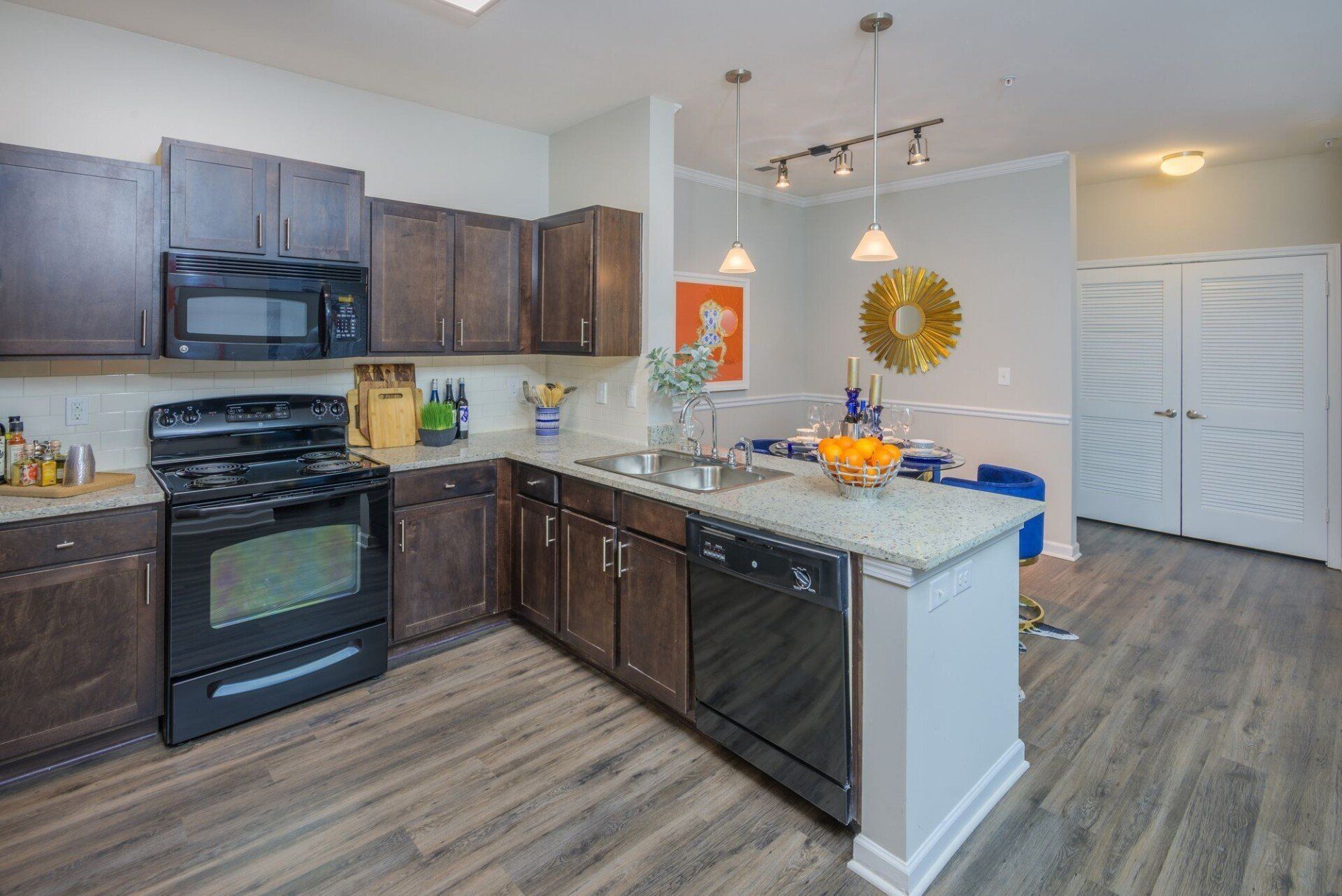 Spacious Kitchen | Sterling Town Center