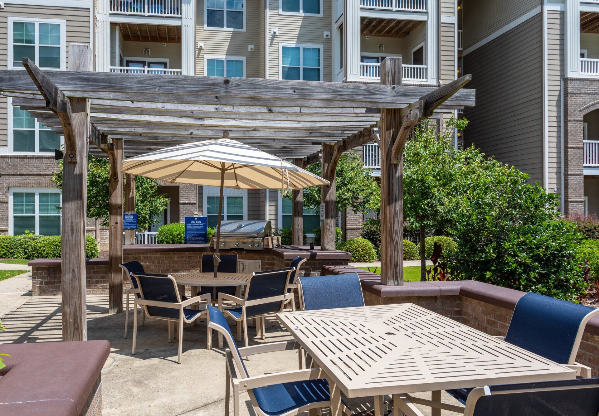 Outdoor Grill Area | Sterling Town Center