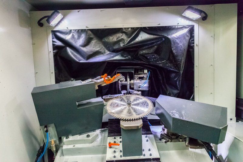 Lama circolare per affilare coltelli