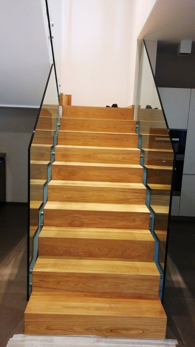 produzione di parapetti per scale