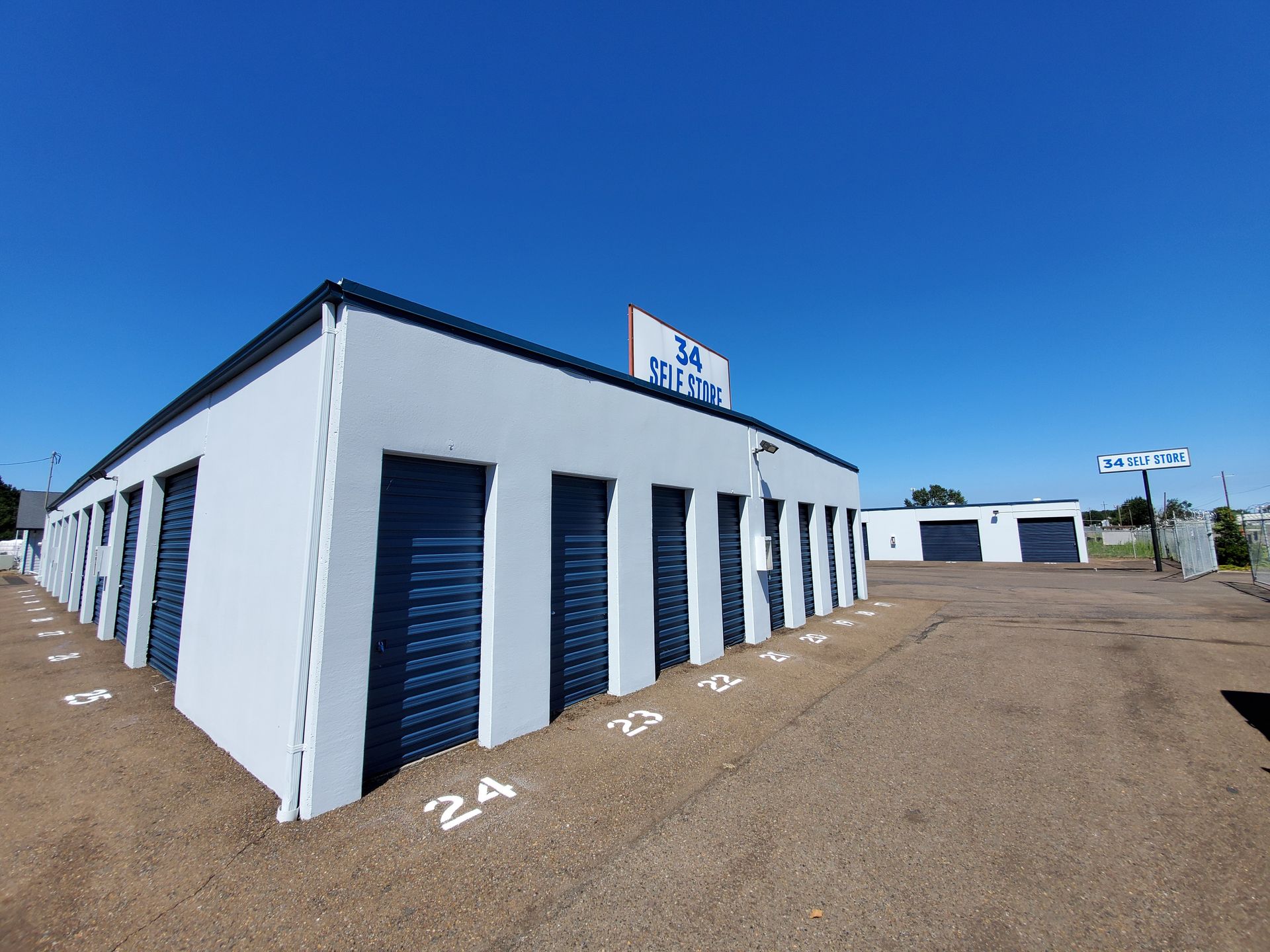 34 Self Store in Tangent Oregon, near Oregon State University – storage unit exteriors -1.