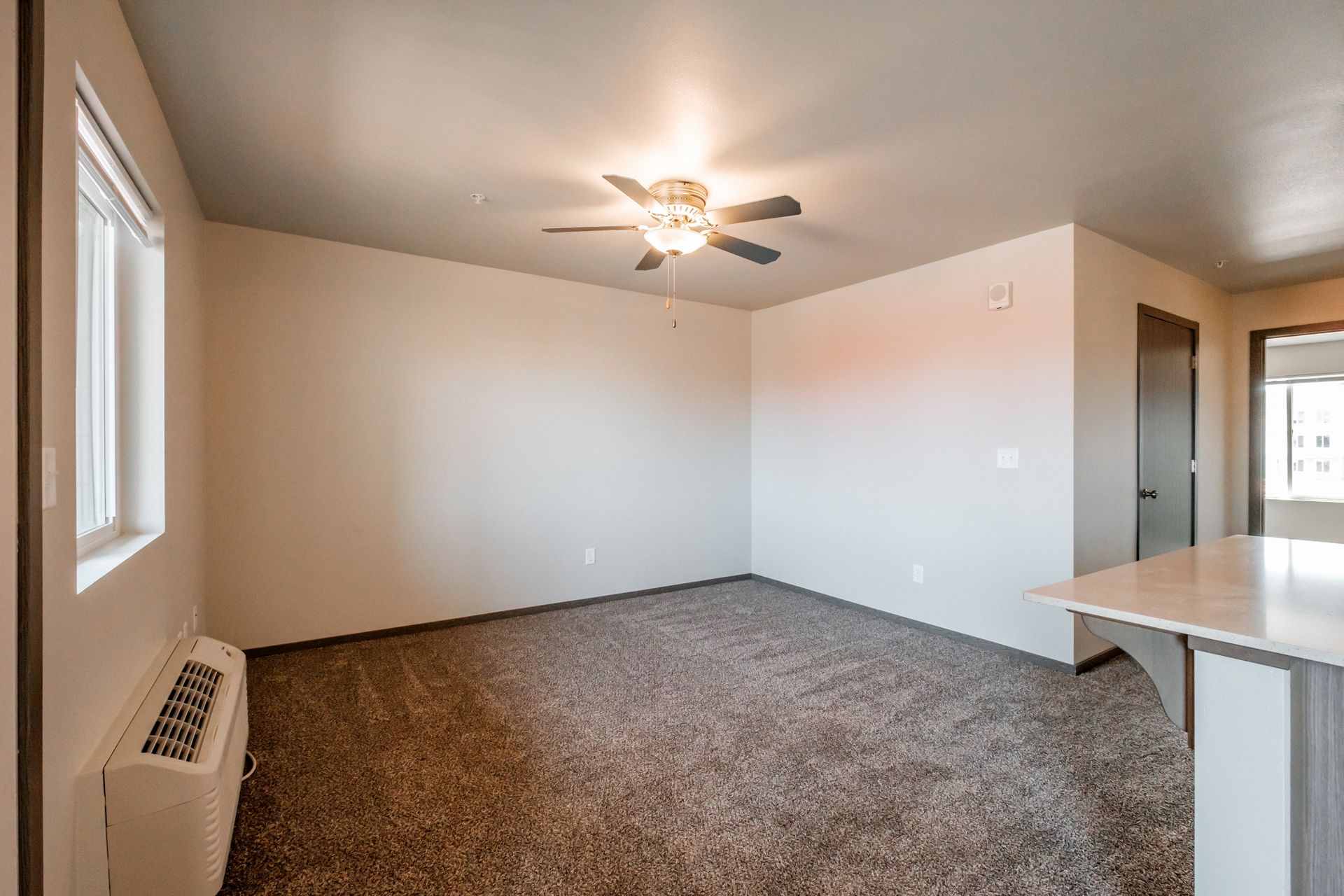 4 Corners Apartments in Salem Oregon, near Oregon State Capital - one-bedroom one-bathroom – living room, heater, AC.