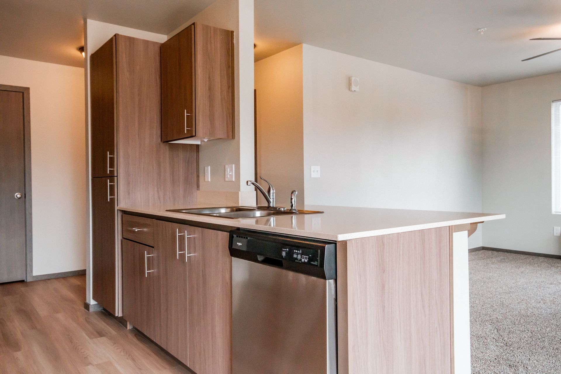 4 Corners Apartments in Salem Oregon, near Oregon State Capital - two-bedroom two-bathroom – kitchen, dishwasher.