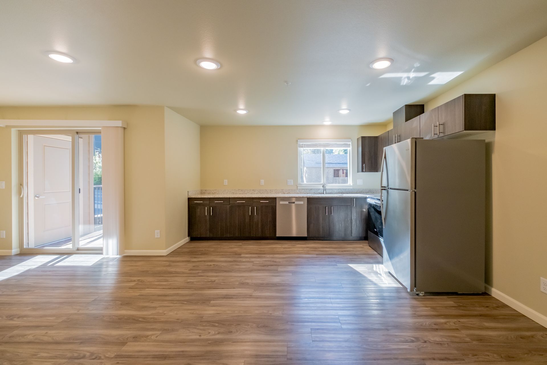 Harmona Heights Apartment community in South Salem Oregon, two-bedroom two-bathroom – open-concept kitchen.
