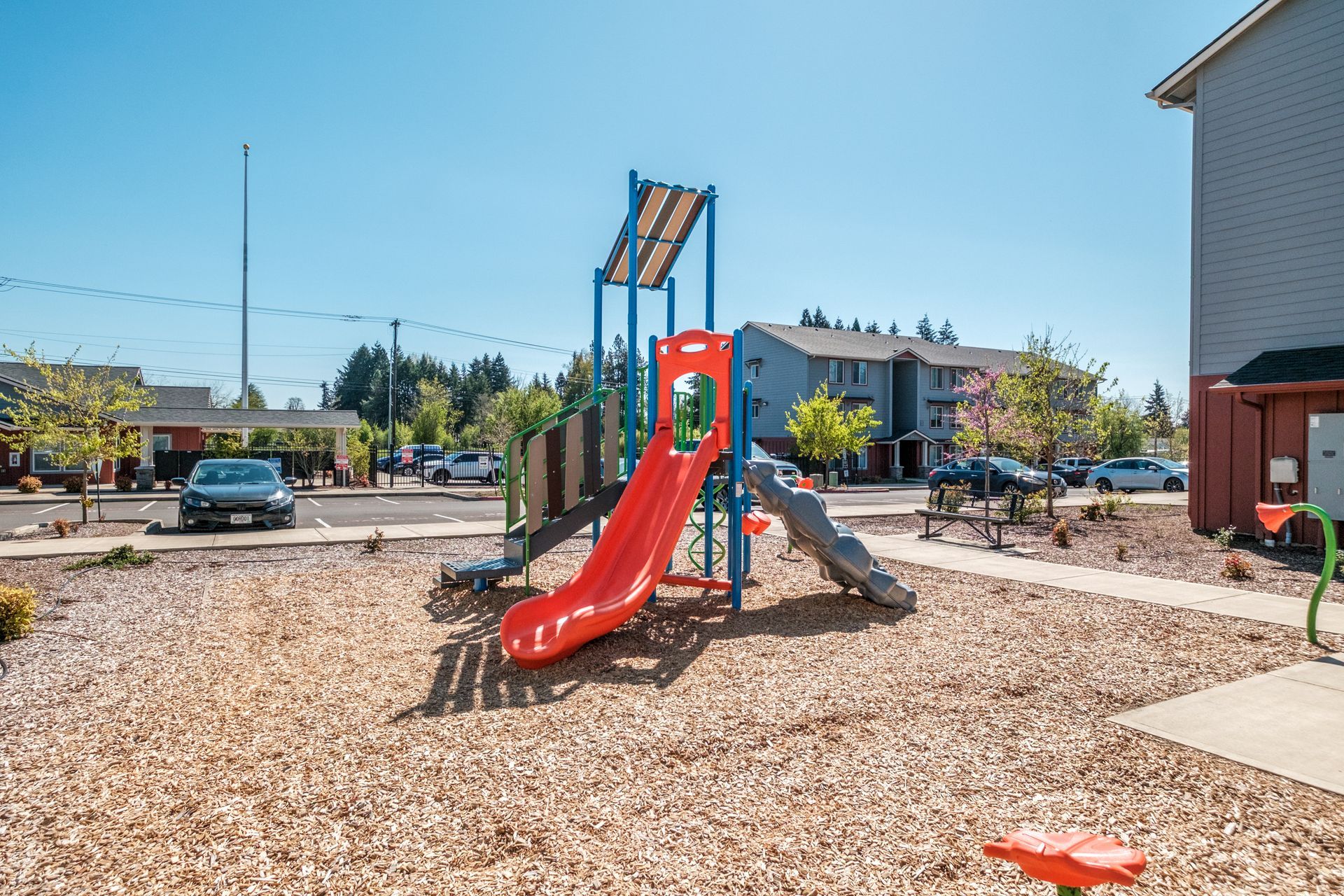 Cherry Glen Apartments in Salem Oregon – playground and apartment complex