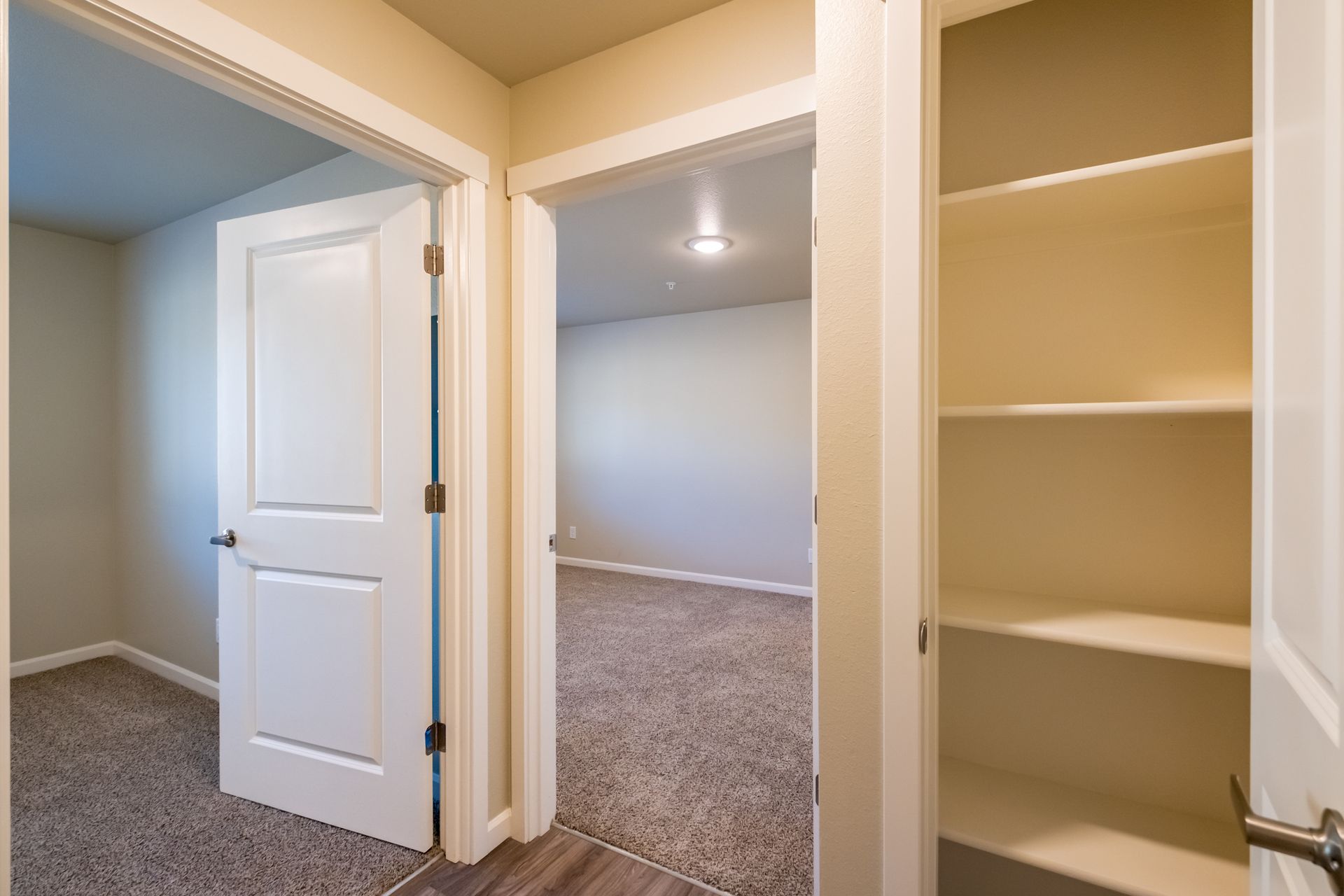 Harmona Heights Apartment community in South Salem Oregon, two-bedroom two-bathroom – hallway and linen closet.