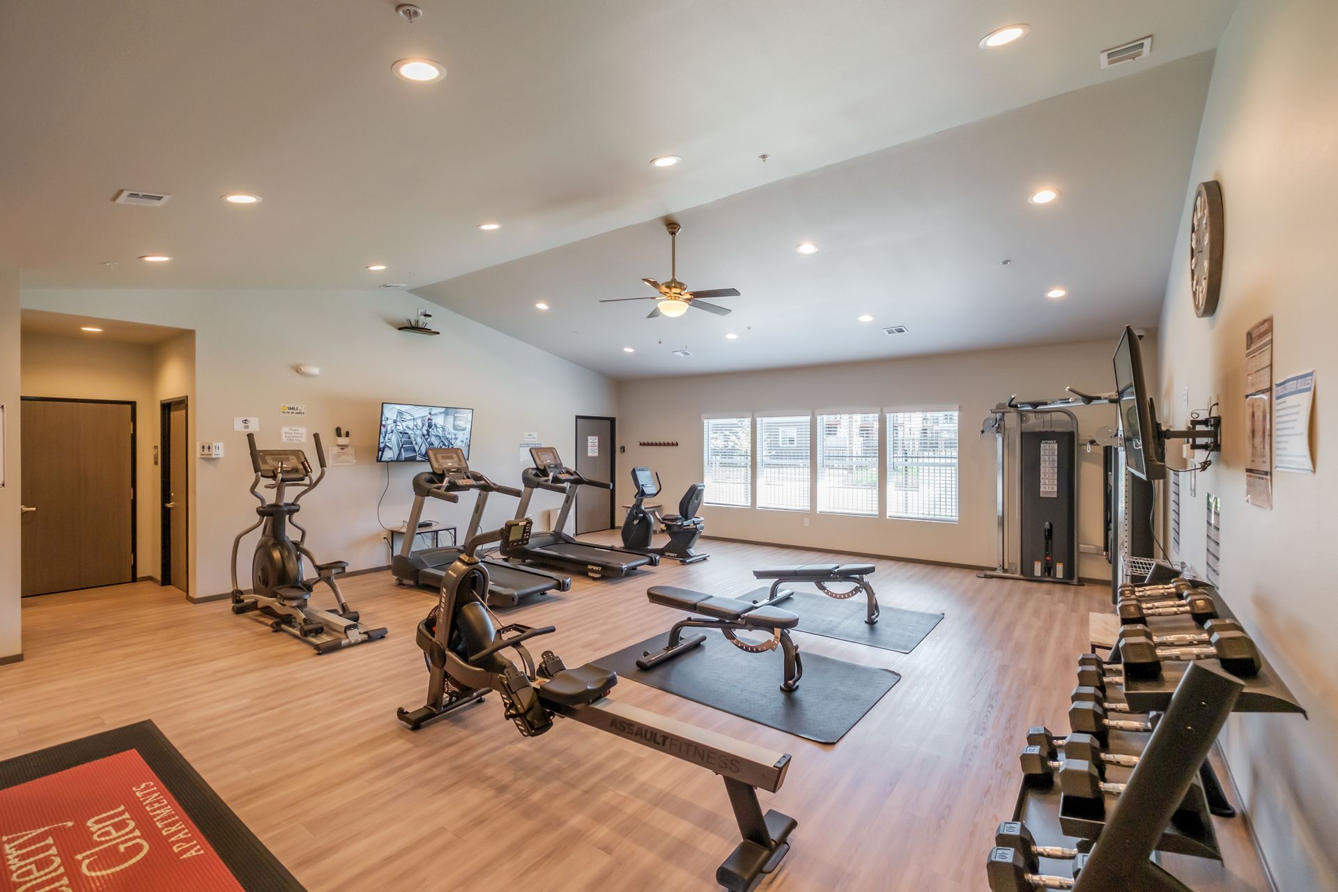 Cherry Glen Apartments - gym