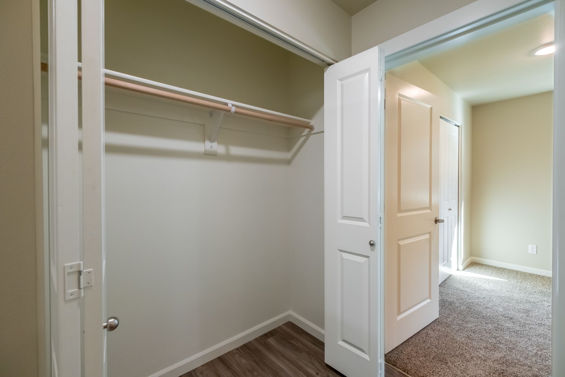 Harmona Heights Apartment community in South Salem Oregon, one-bedroom one-bathroom – closet.