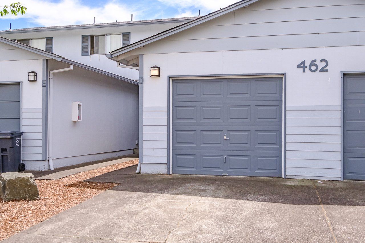 Meadow Green Townhomes in Albany, Oregon