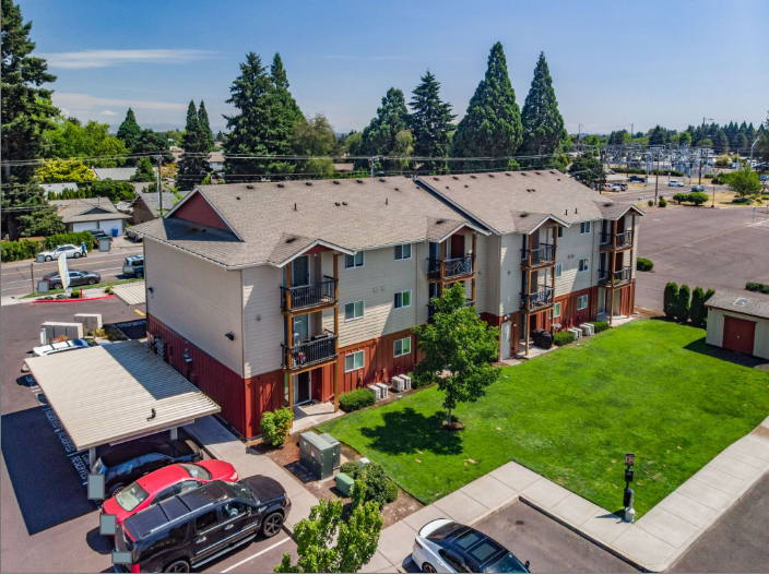 Newcastle Place Apartments in Salem Oregon, Near Chemeketa Community College -aerial view of apartment community and lawn.
