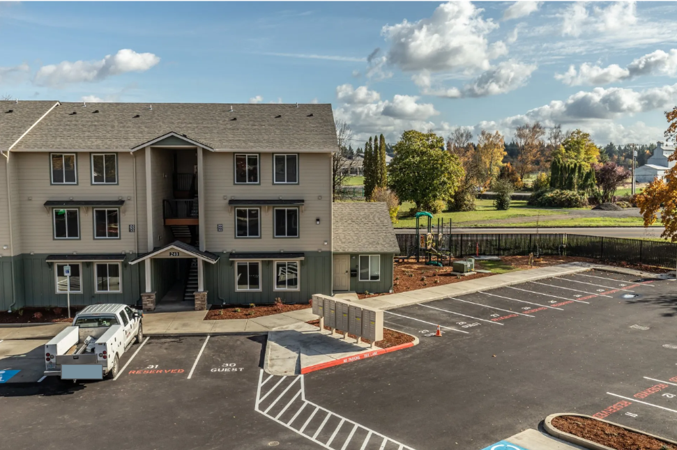 Evergreen Valley Apartments in McMinnville Oregon, near Linfield University – about Evergreen Valley Apartments webpage.