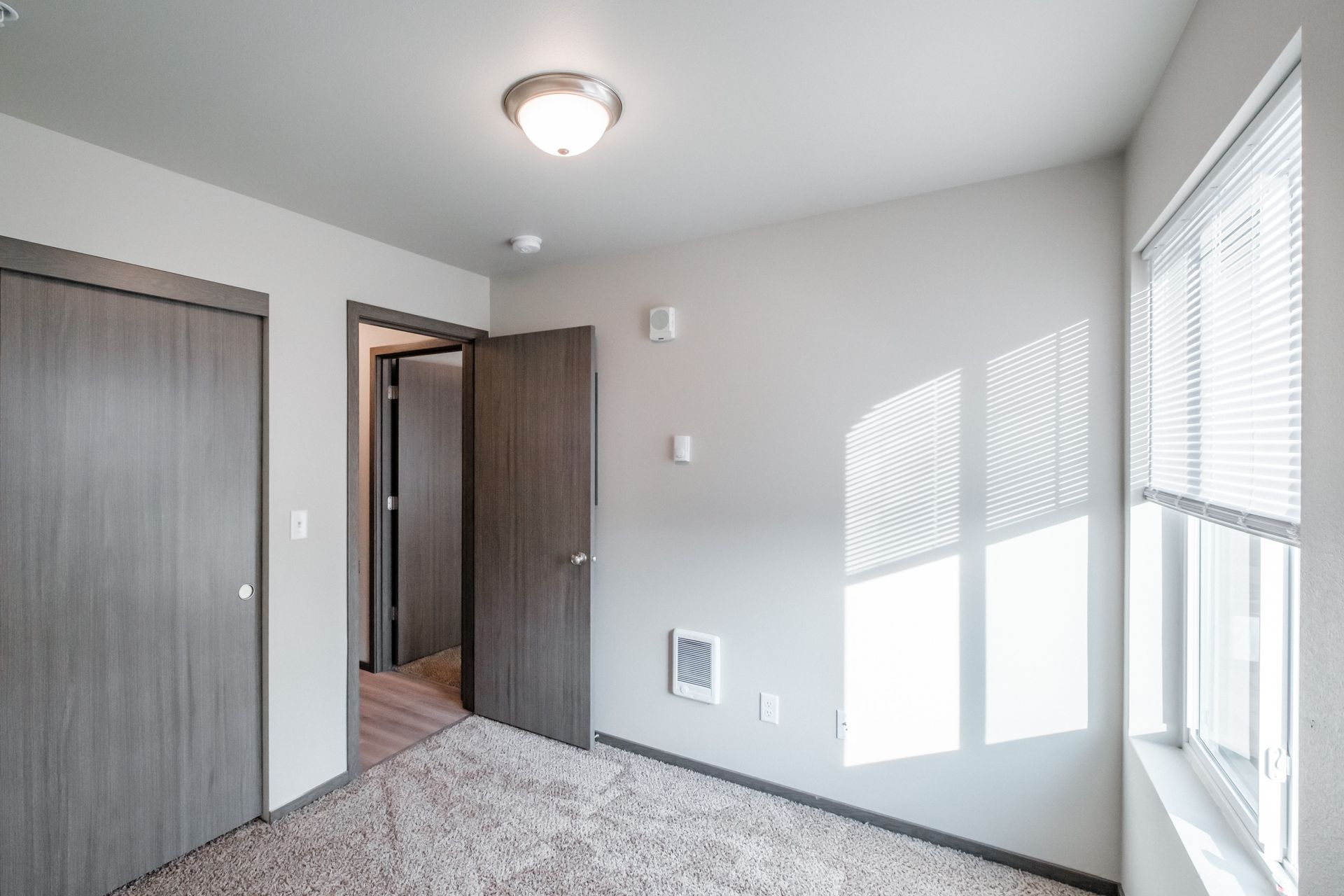 Cherry Glen Apartments in Salem Oregon – two-bedroom two-bathroom apartment home bedroom -2