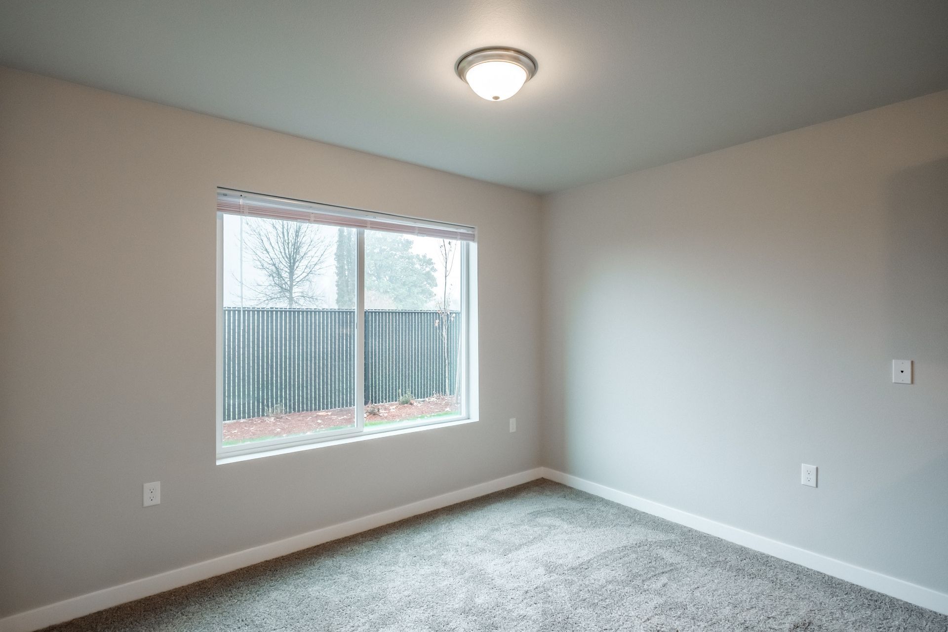 Evergreen Valley Apartments in McMinnville Oregon, near Linfield University – master bedroom window – 1.